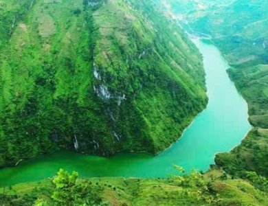 Hà Giang – Đồng Văn – Sông Nho Quế – Pác Bó – Bản Giốc – Ba Bể