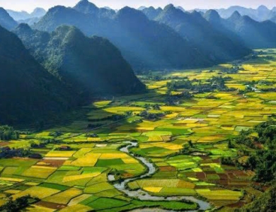 Hà Giang – Lũng Cú – Làng Lô Lô Chải – Đồng Văn – Thác Bản Giốc – Cao Bằng – Hồ Ba Bể – Bắc Kạn