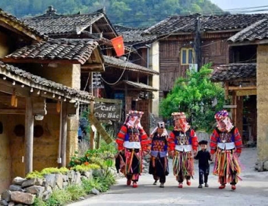 Hà Giang – Lũng Cú – Làng Lô Lô Chải – Đồng Văn – Thác Bản Giốc – Cao Bằng – Hồ Ba Bể – Bắc Kạn