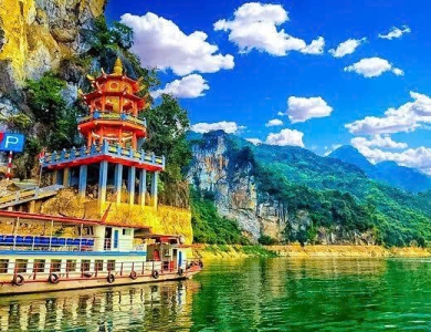 TOUR DU LỊCH Pù Luông - Hòa Bình - Mù Cang Chải - La Pán Tẩn - Tà Xùa