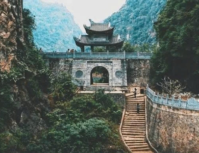 Hà Nội – Ninh Bình – Đường Lâm – Hang Múa – Tam Cốc – Tuyệt Tịnh Cốc 