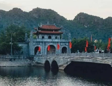 Tour TPHCM - Ninh Bình 3 Ngày 2 ĐÊM Hoa Lư - Tràng An