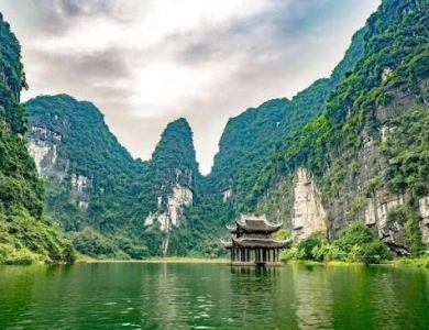 Tour TPHCM - Ninh Bình 3 Ngày 2 ĐÊM Hoa Lư - Tràng An