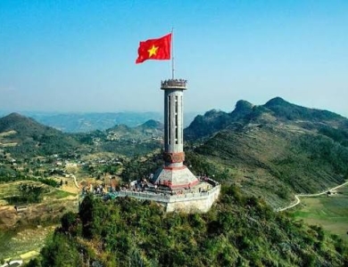TOUR TP HỒ CHÍ MINH - ĐÔNG BẮC 6 NGÀY 5 ĐÊM - CHINH PHỤC CỘT CỜ LŨNG CÚ