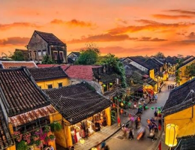 TOUR MIỀN TRUNG - 12 NGÀY KHÁM PHÁ HÀNH TRÌNH DI SẢN MIỀN TRUNG