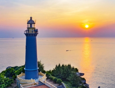 TOUR PHÚ YÊN - XỨ NẪU GỌI MỜI BIỂN XANH VẪY ĐÓN!