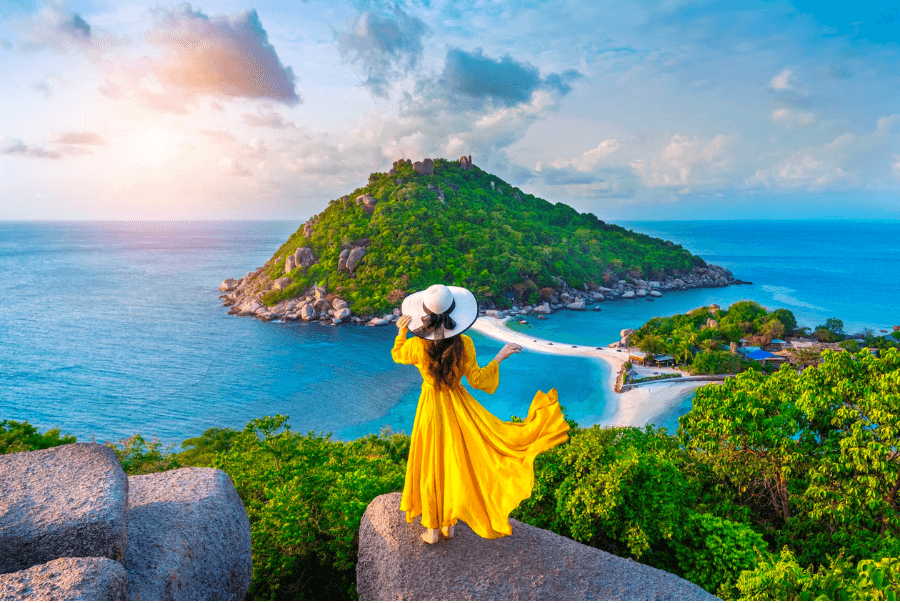 Đoàn tour du lịch hồ tràm
