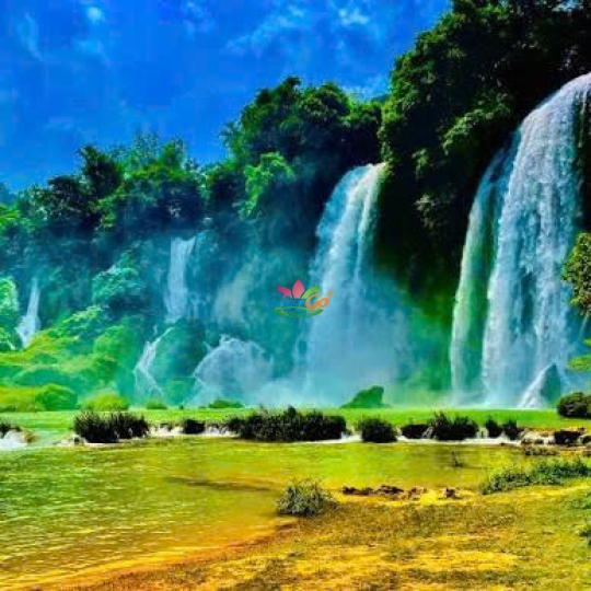 Hà Giang – Lũng Cú – Làng Lô Lô Chải – Đồng Văn – Thác Bản Giốc – Cao Bằng – Hồ Ba Bể – Bắc Kạn