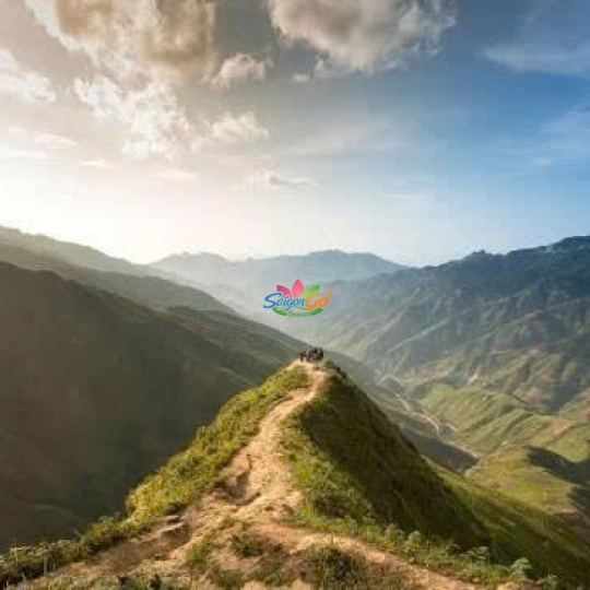 TOUR DU LỊCH Pù Luông - Hòa Bình - Mù Cang Chải - La Pán Tẩn - Tà Xùa