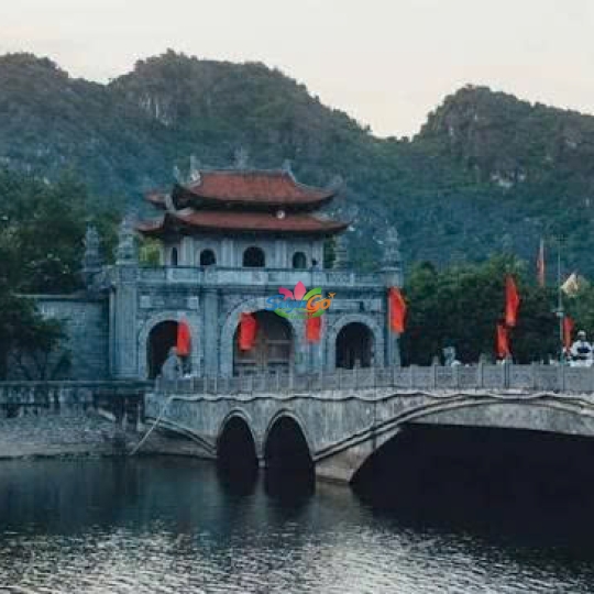 Tour TPHCM - Ninh Bình 3 Ngày 2 ĐÊM Hoa Lư - Tràng An