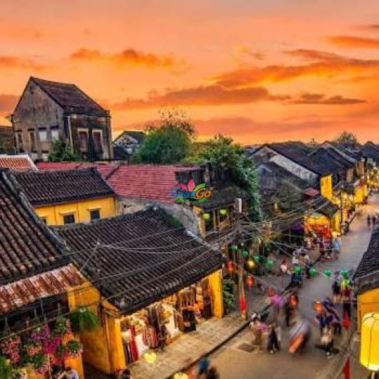 TOUR MIỀN TRUNG - 12 NGÀY KHÁM PHÁ HÀNH TRÌNH DI SẢN MIỀN TRUNG