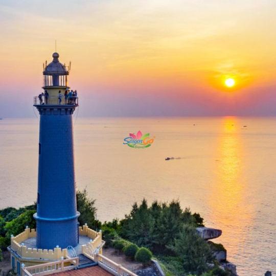 TOUR PHÚ YÊN - XỨ NẪU GỌI MỜI BIỂN XANH VẪY ĐÓN!